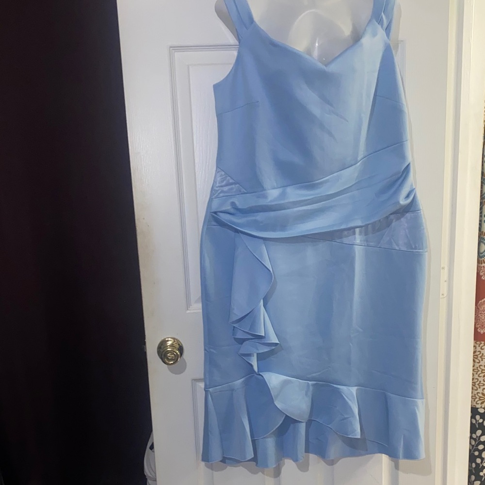VENUS Light Blue Ruffled Midi Dress